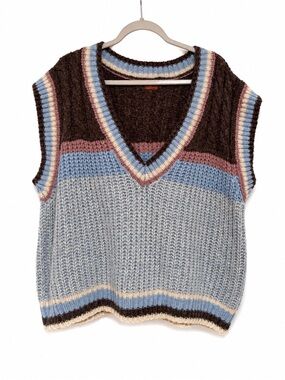 POL Slouchy Fuzzy Striped V-Neck Sweater Vest in Brown, Light Blue and Pink